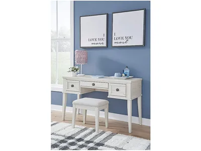 Robbinsdale Vanity with Stool