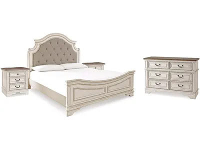 Realyn King Panel Bed, Dresser and 2 Nightstands