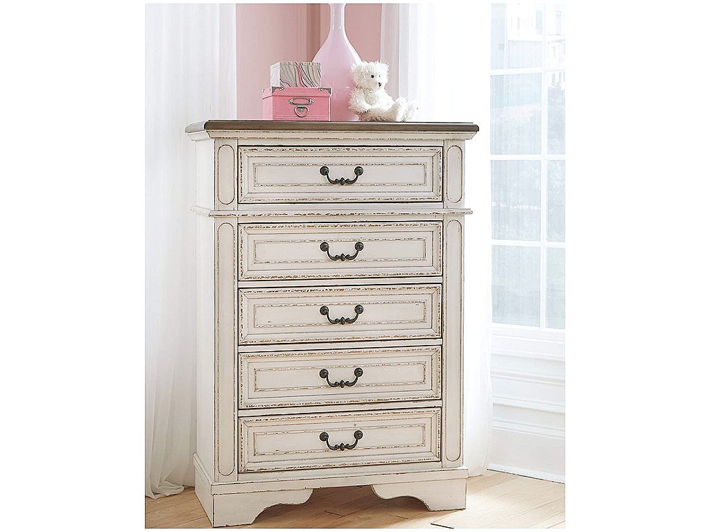 Realyn Chest of Drawers - image 1