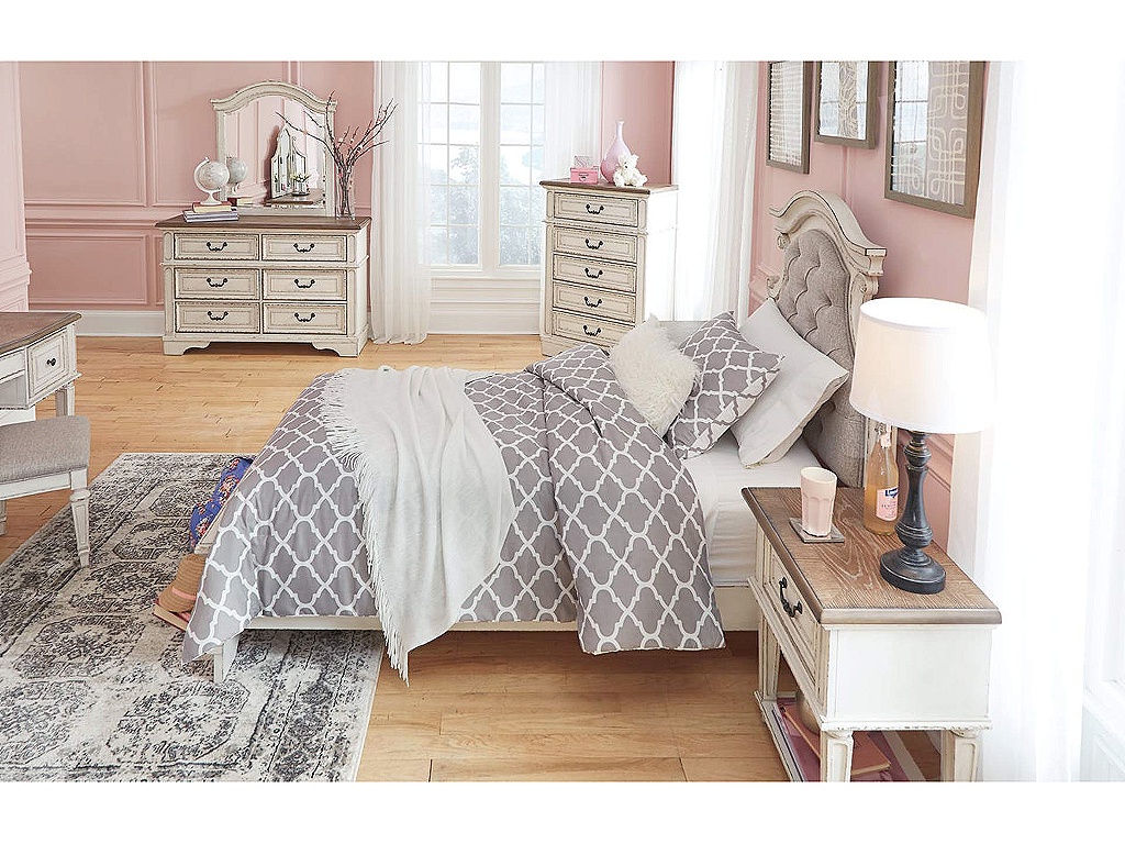 Realyn Twin Upholstered Panel Headboard - image 4