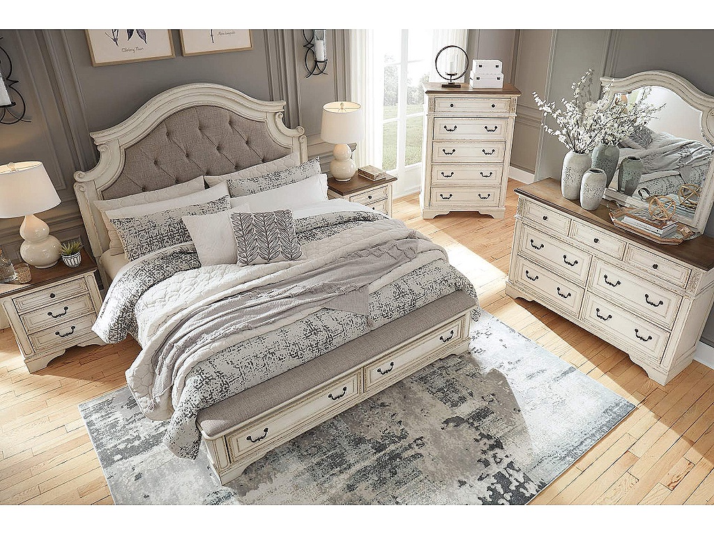 Realyn California King Upholstered Bed - image 5