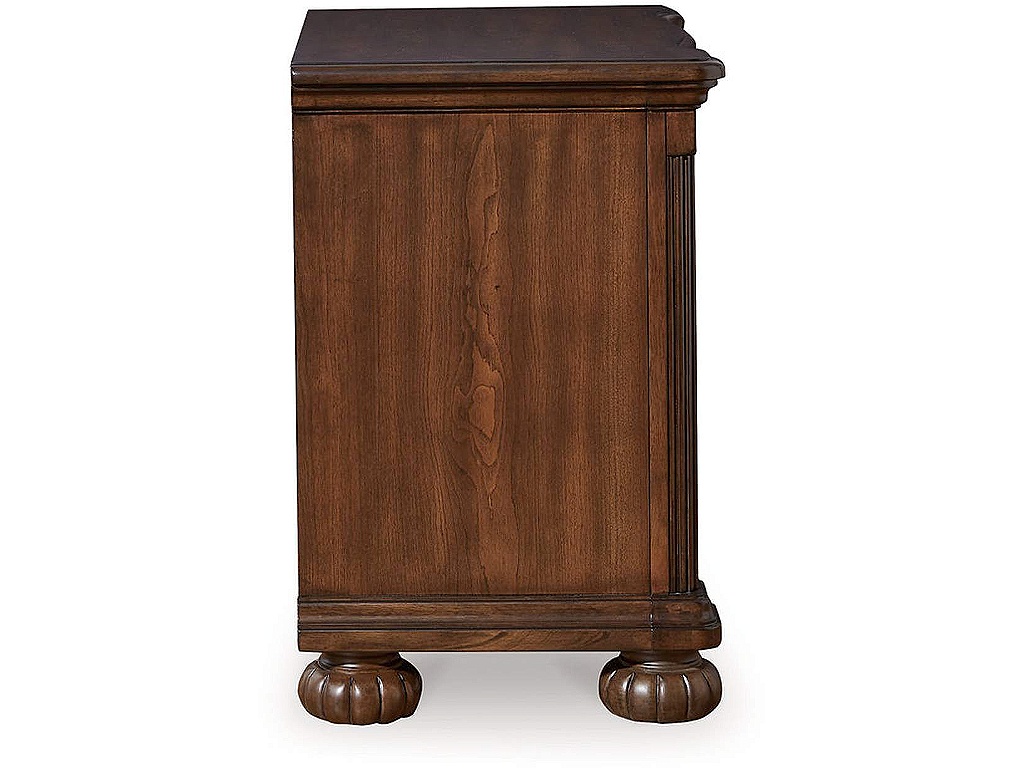 Lavinton Nightstand - image 4