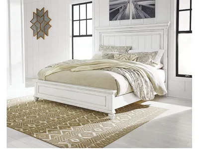 Kanwyn California King Panel Bed - Alternative View