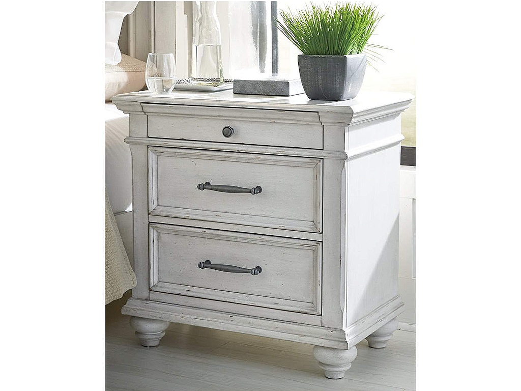 Kanwyn King Panel Bed, Dresser, Mirror and Nightstand - image 15
