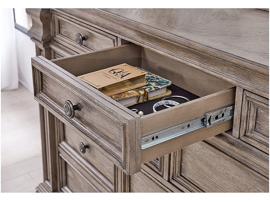Blairhurst Dresser - image 7