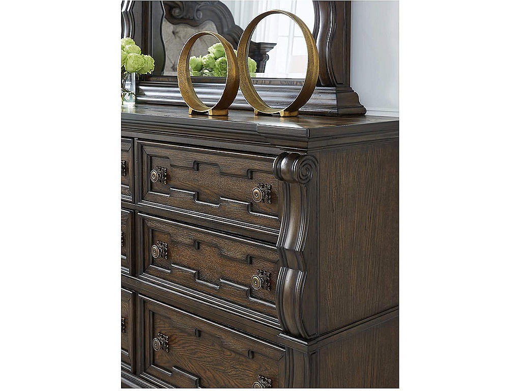 Maylee Dresser - image 6