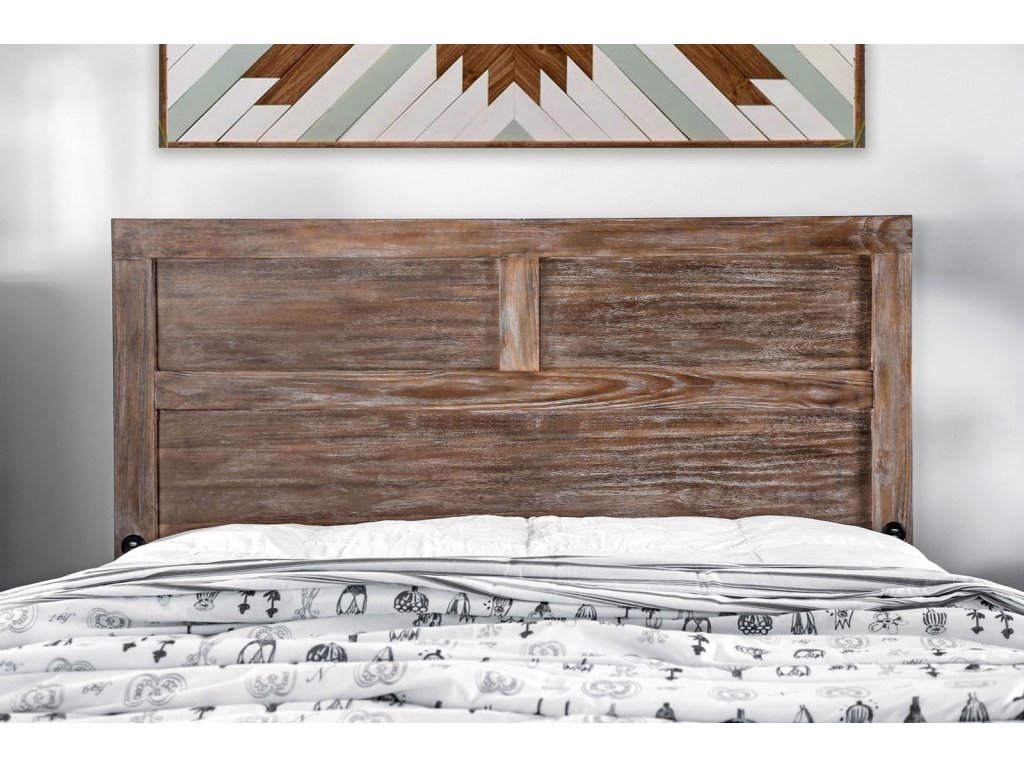 5 Pc. Queen Bedroom Set w/ Chest - image 1