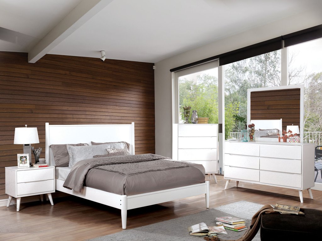 4 Pc. Queen Bedroom Set - main image