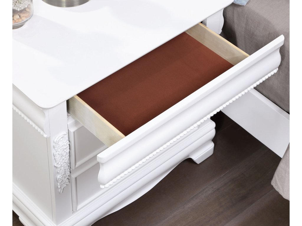 4 Pc. Full Bedroom Set - image 4