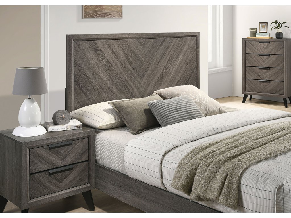 5 Pc. Queen Bedroom Set w/ Chest - image 2