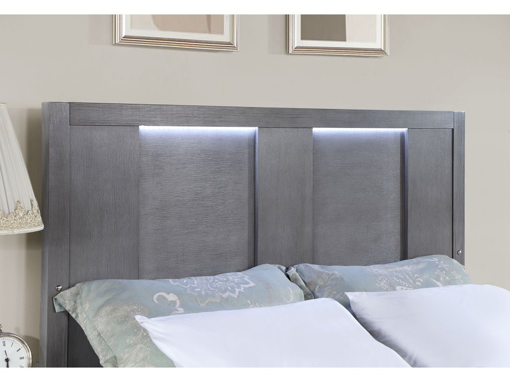 4 Pc. Queen Bedroom Set - image 2