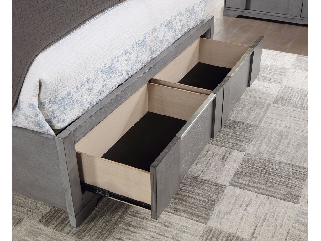 4 Pc. Queen Bedroom Set - image 3