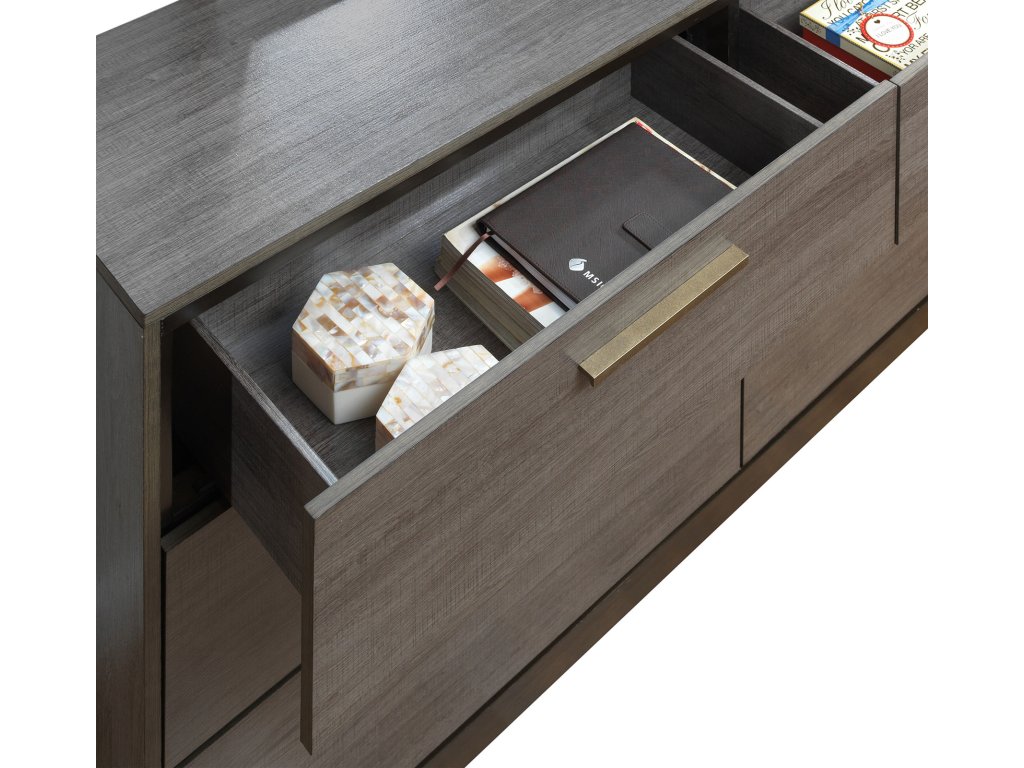 4 Pc. Queen Bedroom Set - image 3