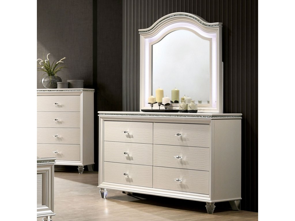 Dresser, Pearl White - main image