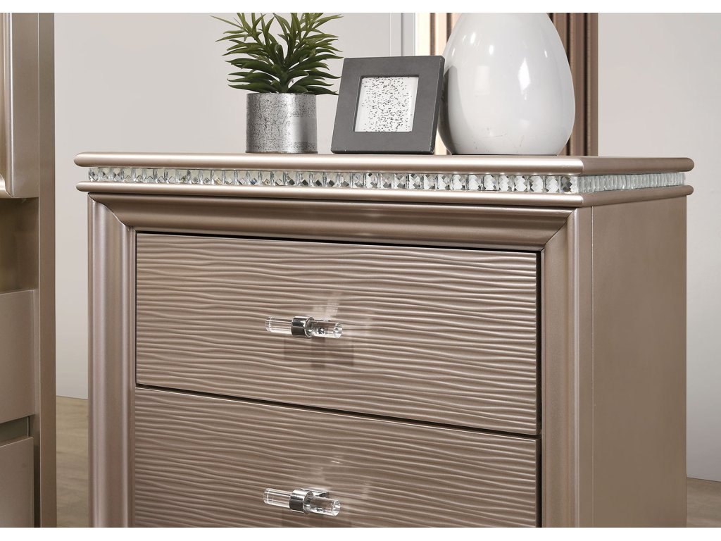 4 Pc. Full Bedroom Set w/ Trundle - image 2