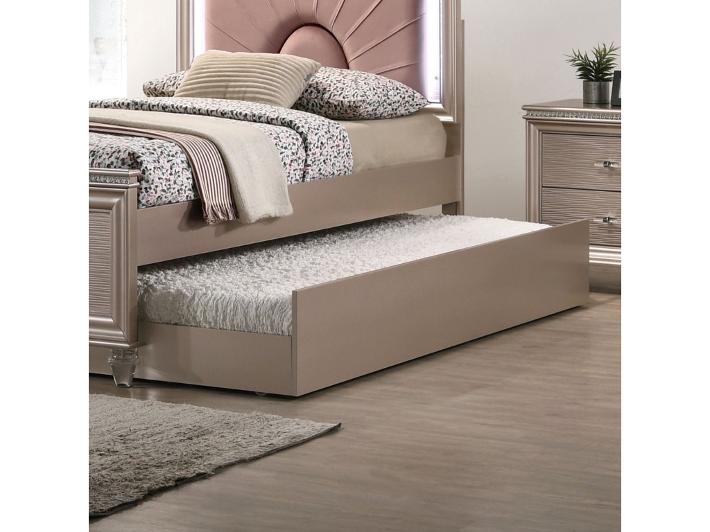 4 Pc. Full Bedroom Set w/ Trundle - main image