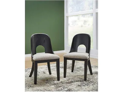 Rowanbeck Dining Chair