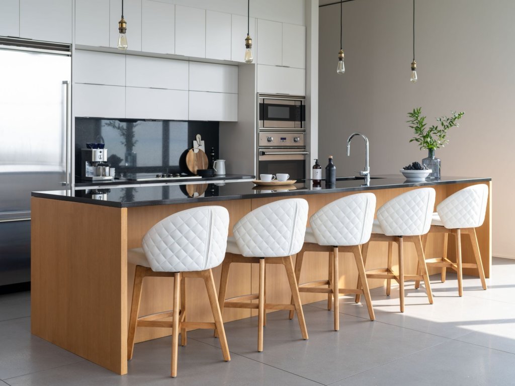 Stool 8139 - image 4