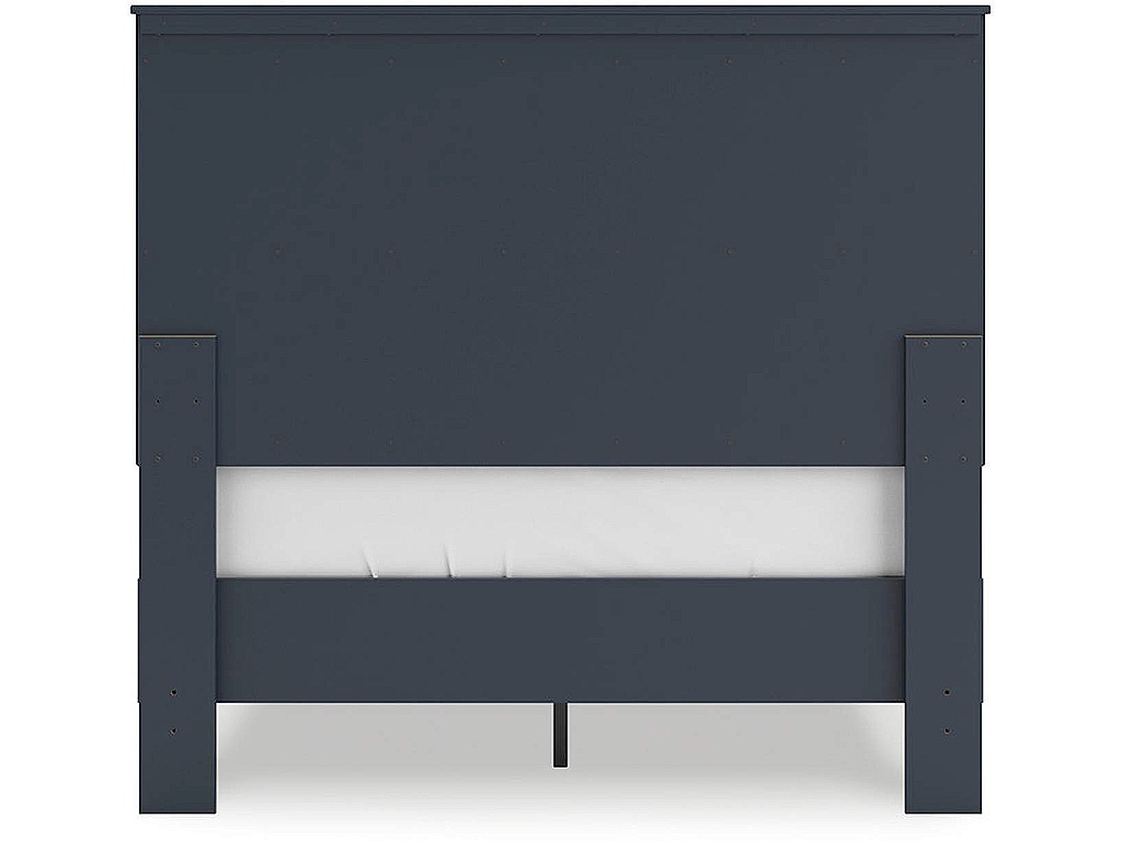 Simmenfort Full Platform Bed - image 5