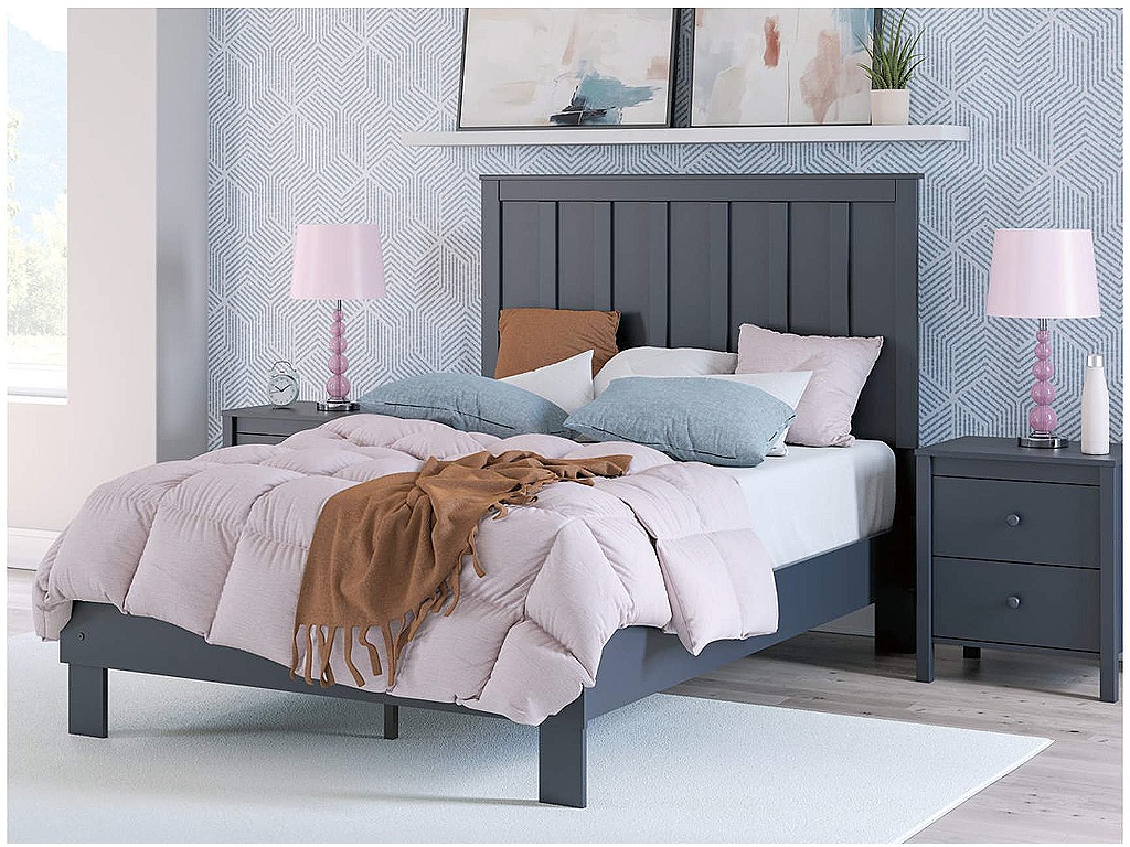 Simmenfort Full Platform Bed - image 1