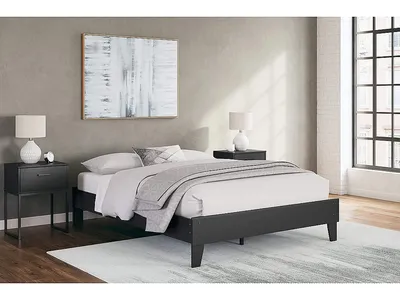 Socalle Queen Platform Bed