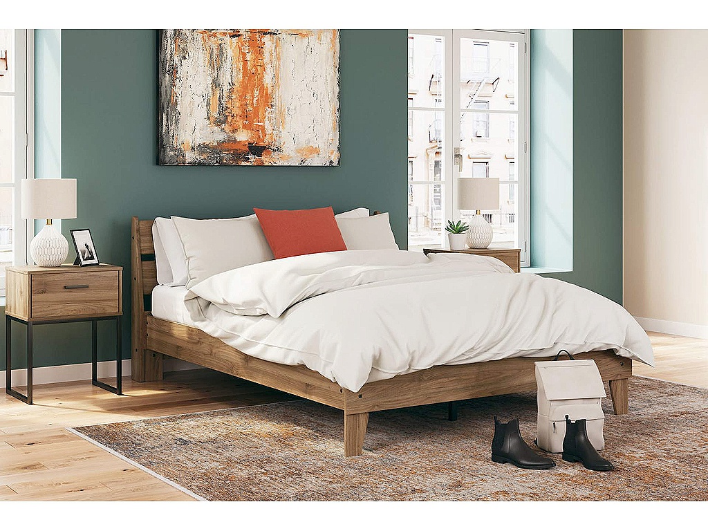 Deanlow Queen Platform Panel Bed - image 1