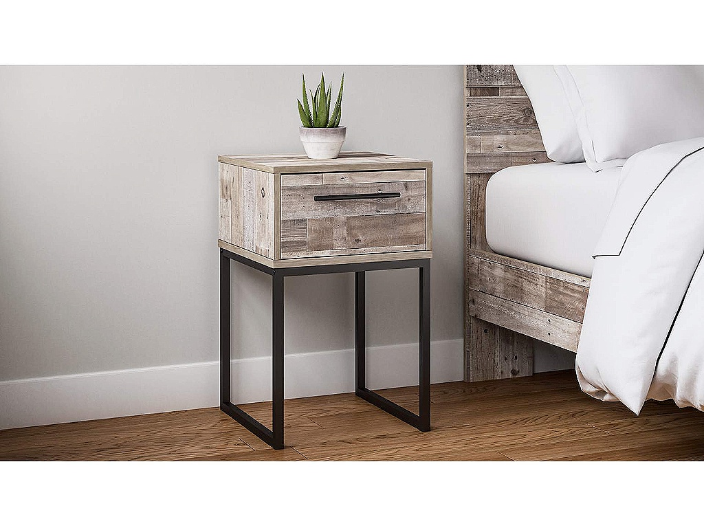 Neilsville Nightstand - image 7