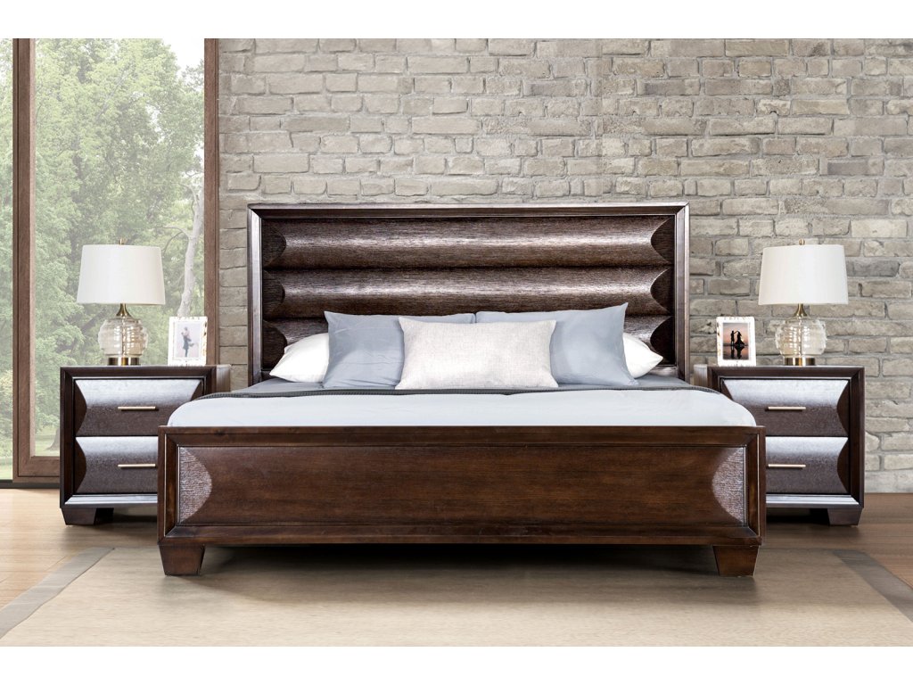 4 Pc. Queen Bedroom Set - image 1
