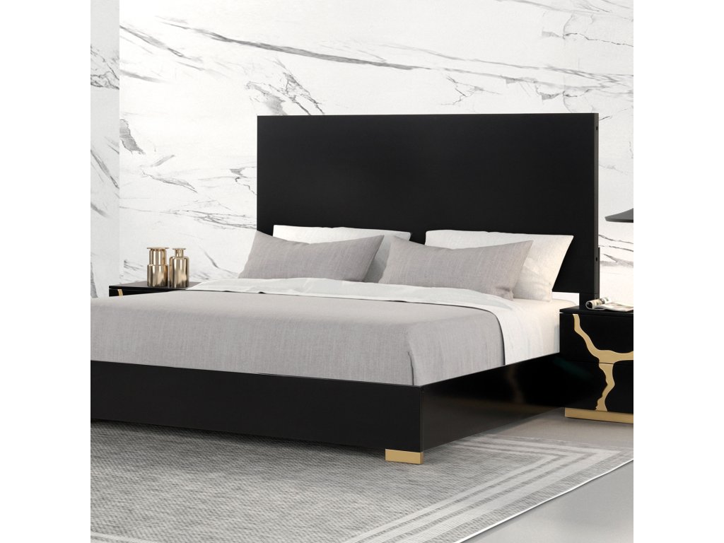 E.King Panel Bed, Black - main image