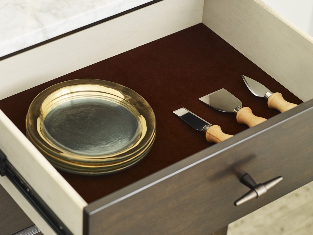 Sideboard - image 5