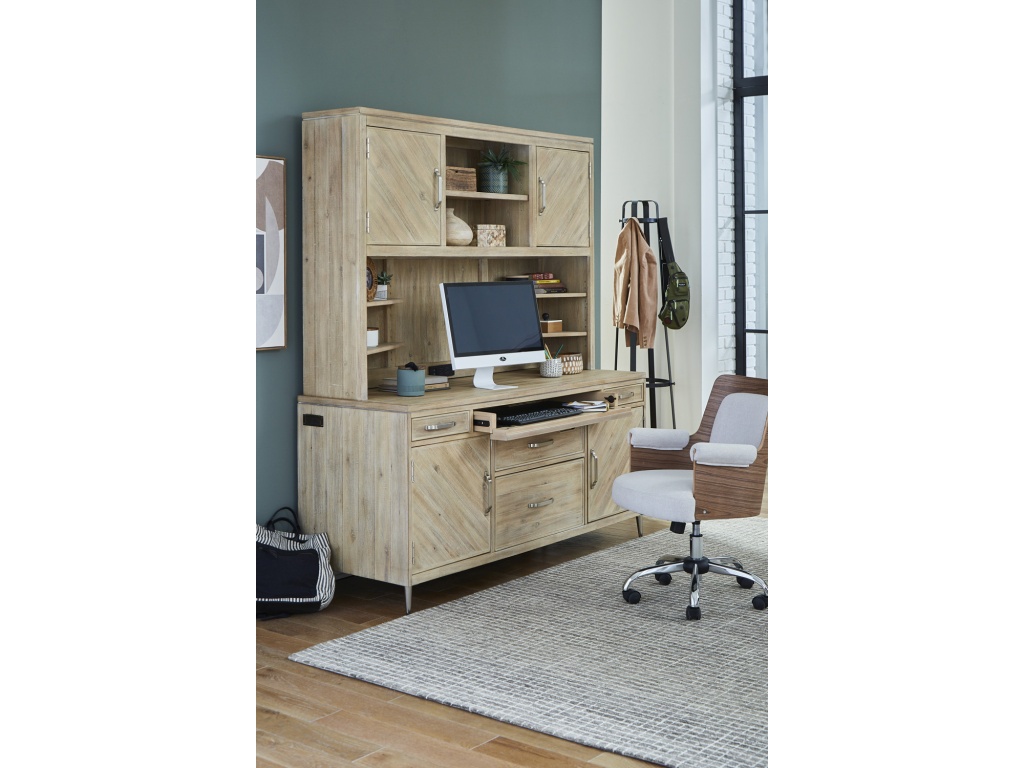Credenza - image 1