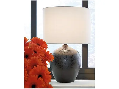 Ladstow Table Lamp