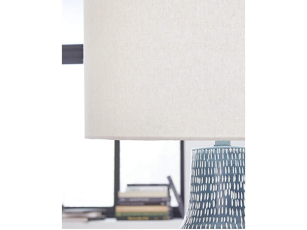 Schylarmont 2-Piece Lamp Set - image 4
