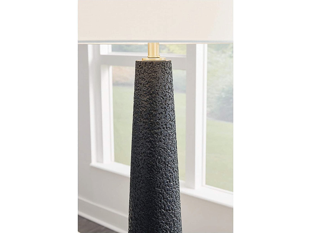 Hallburg Floor Lamp - image 3
