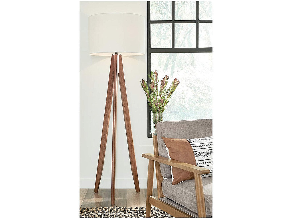 Dallson Floor Lamp - image 1