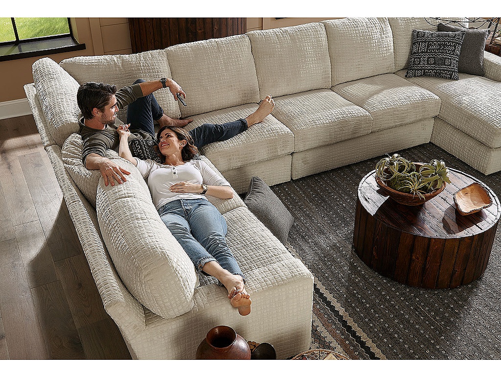 Dovely Sectional - image 4