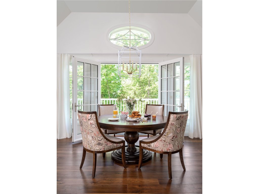 Round Table – Base HQ - image 4