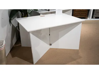 StoreDisplay X-Based Sofa Riser