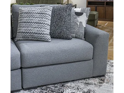 Bealton Right-Arm Facing Corner Chair