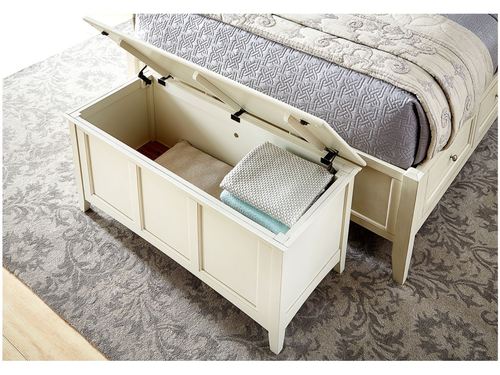 Cedar Lined Blanket Trunk - image 2