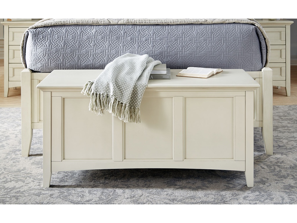 Cedar Lined Blanket Trunk - main image