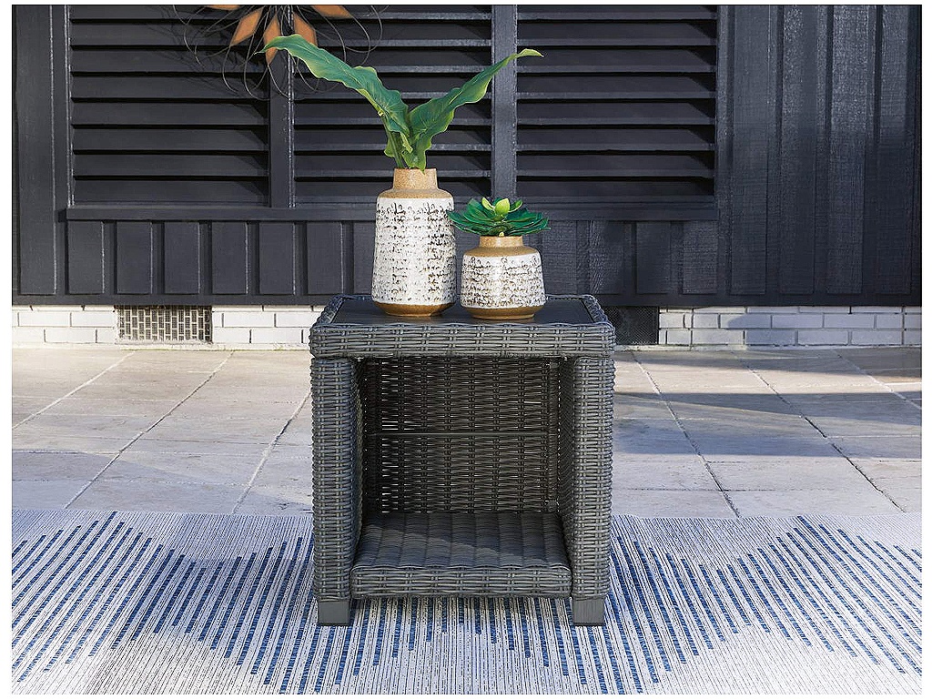 Elite Park Outdoor End Table - image 1