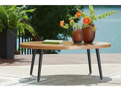 Horizon Hall Outdoor Coffee Table
