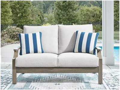 Rainier Ranch Outdoor Loveseat with Cushion