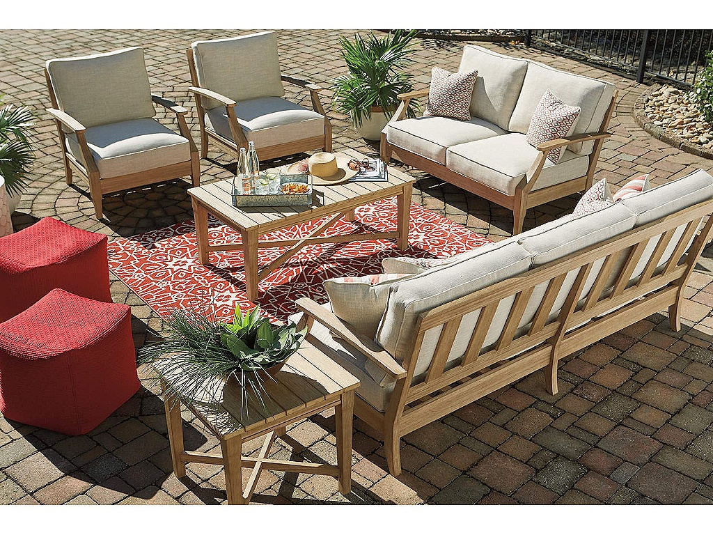 Clare View Sofa with Cushion - image 3