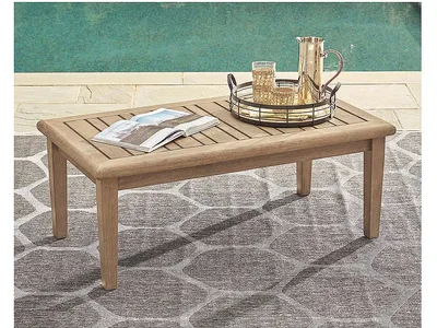 Gerianne Coffee Table