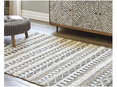 Karalee 8' x 10' Rug