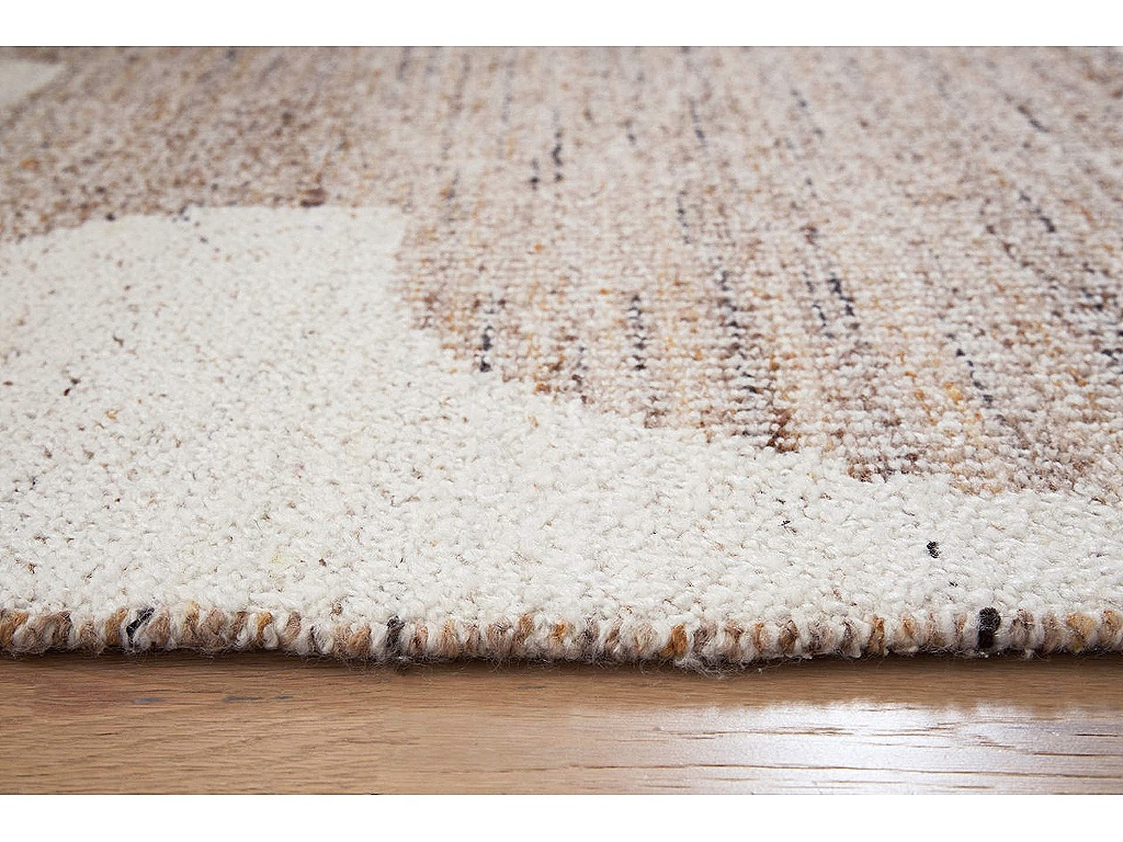 Brynnfield 5' x 7' Rug - image 2