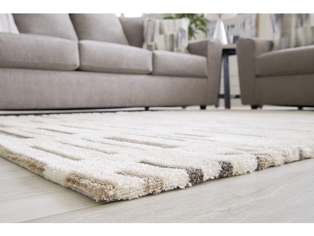 Leesdale 8' x 10' Rug - image 2