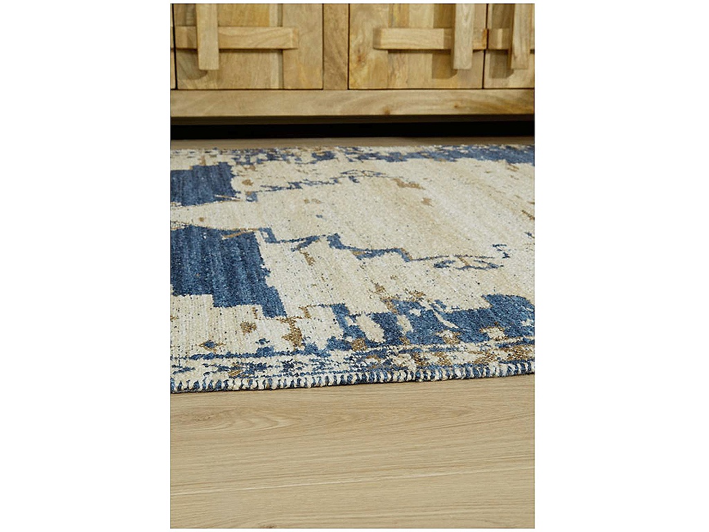 Varnler 5' x 7' Rug - image 2
